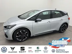 Silver metallic Neu 2025 Cupra Born Kleinwagen | 35.564 € (Superpreis)