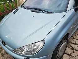Blau Gebraucht 2002 Peugeot 206 CC Cabrio | 950 € (Guter Preis)