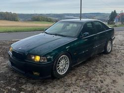 Grün Gebraucht 1990 BMW 316 M Sport Limousine | 1.599 €