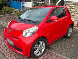Rot Gebraucht 2010 Toyota iQ Kleinwagen | 3.800 € (Fairer Preis)