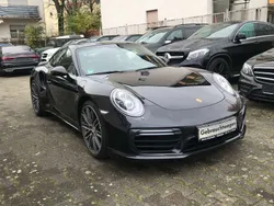 Tiefschwarzmetallic Gebraucht 2016 Porsche 911 Turbo S Sport Coupé | 154.900 € (Etwas zu teuer)