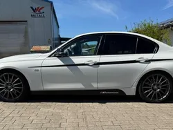 Weiß Gebraucht 2016 BMW 320 M Performance Kombi | 18.400 € (Fairer Preis)