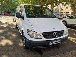 Weiß Gebraucht 2007 Mercedes Vito Van / Kleinbus | 5.900 € (Fairer Preis)