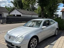 Silber Gebraucht 2005 Mercedes C180 Kleinwagen | 3.590 € (Fairer Preis)