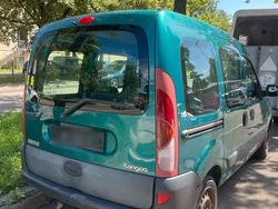 Grün Gebraucht 2002 Renault Kangoo Van / Kleinbus | 2.300 €