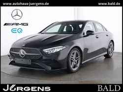 Nachtschwarz Gebraucht 2024 Mercedes A200 AMG Limousine | 34.880 € (Etwas zu teuer)
