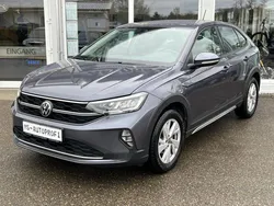 Rauchgrau metallic Gebraucht 2024 VW Taigo Life SUV | 20.390 € (Guter Preis)