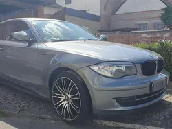 Grau Gebraucht 2010 BMW 118 Kleinwagen | 3.800 € (Guter Preis)