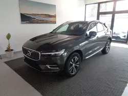 Pine grey / metallic (metallic) Gebraucht 2021 Volvo XC60 Inscription SUV | 36.450 € (Fairer Preis)