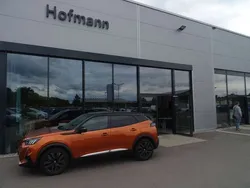 Orange (lackierung orange fusion/typ a) Gebraucht 2020 Peugeot e-2008 GTi SUV | 18.950 € (Etwas zu teuer)