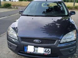 Grau Gebraucht 2008 Ford Focus Style Kombi | 2.250 € (Fairer Preis)