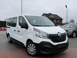 Weiß Gebraucht 2015 Renault Trafic Expression Van / Kleinbus | 19.900 € (Teuer)