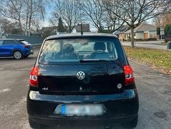 Schwarz Gebraucht 2009 VW Fox Kleinwagen | 750 € (Superpreis)