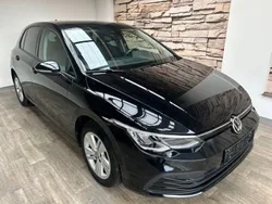 Schwarz Gebraucht 2020 VW Golf VIII Life Limousine | 18.490 € (Fairer Preis)