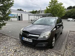 Schwarz Gebraucht 2007 Opel Astra Kombi | 1.400 € (Guter Preis)