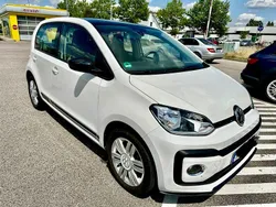 Weiß Gebraucht 2017 VW up! high up! Kleinwagen | 10.900 € (Fairer Preis)