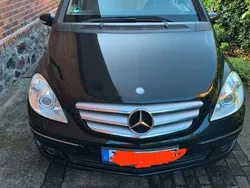 Schwarz Gebraucht 2007 Mercedes B200 Van / Kleinbus | 2.800 €