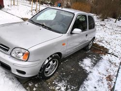 Silber Gebraucht 2001 Nissan Micra Kleinwagen | 1.600 €