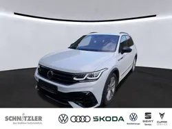 Oryxwhite perlmutteffekt Gebraucht 2022 VW Tiguan R SUV | 41.950 € (Guter Preis)