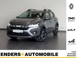 Metallic Gebraucht 2024 Dacia Sandero Expression Kleinwagen | 18.980 € (Etwas zu teuer)