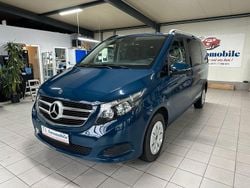 Blau Gebraucht 2018 Mercedes V200 Van / Kleinbus | 27.999 € (Etwas zu teuer)