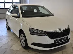 Weiß Gebraucht 2020 Skoda Fabia Limousine | 9.499 € (Guter Preis)