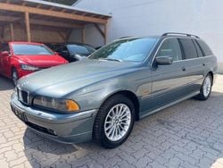 Grau Gebraucht 2003 BMW 525 Kombi | 2.200 € (Guter Preis)