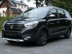 Grau Gebraucht 2019 Dacia Lodgy Stepway Van / Kleinbus | 9.780 € (Fairer Preis)