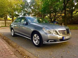 Andere außenfarben Gebraucht 2009 Mercedes E350 Elegance Limousine | 6.900 € (Fairer Preis)
