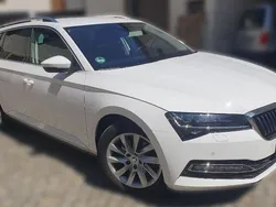 Weiß Gebraucht 2020 Skoda Superb Style Kombi | 25.200 € (Fairer Preis)
