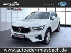 Weiss Gebraucht 2024 Volvo XC40 Core SUV | 33.690 € (Superpreis)