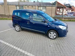 Blau Gebraucht 2015 Dacia Dokker Lauréate Van | 4.900 € (Superpreis)