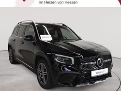 Nachtschwarz Gebraucht 2020 Mercedes GLB220 AMG line SUV | 28.690 € (Fairer Preis)