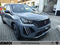 Andere farbe Gebraucht 2024 Peugeot 2008 Style SUV | 27.990 €