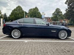 Blau Gebraucht 2013 BMW 730 Limousine | 19.999 € (Fairer Preis)