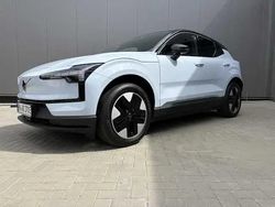 Blau (cloud blue) Gebraucht 2025 Volvo EX30 Plus SUV | 33.850 €