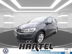 Uranograu (grey), solid Gebraucht 2022 VW Touran Comfortline Van / Kleinbus | 28.200 € (Fairer Preis)