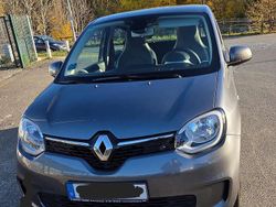 Grau Gebraucht 2019 Renault Twingo LIMITED Kleinwagen | 8.100 € (Fairer Preis)