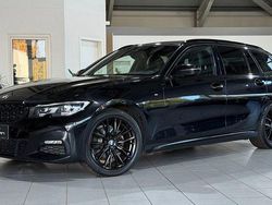 Schwarz Gebraucht 2020 BMW 320 M Sport Kombi | 26.950 € (Guter Preis)