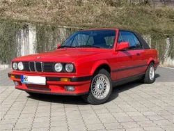 Rot Gebraucht 1993 BMW 318 Cabriolet Cabrio | 17.000 €