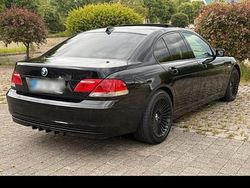 Schwarz Gebraucht 2006 BMW 730 Limousine | 6.700 €