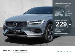 Thunder grey / metallic Gebraucht 2023 Volvo V60 CC Plus Kombi | 37.980 € (Guter Preis)