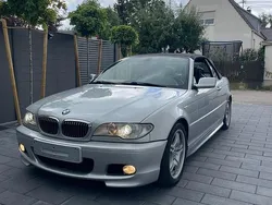 Silber Gebraucht 2005 BMW 330 Cabriolet Cabrio | 14.500 €