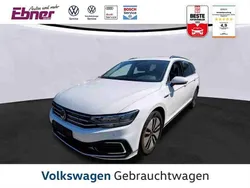 Pure white Gebraucht 2021 VW Passat Pro Kombi | 24.880 € (Guter Preis)