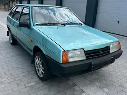 Grün Gebraucht 1997 Lada Samara Kleinwagen | 4.490 €