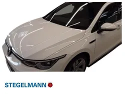 Pure white Gebraucht 2024 VW Golf VIII R-line Limousine | 32.790 € (Guter Preis)