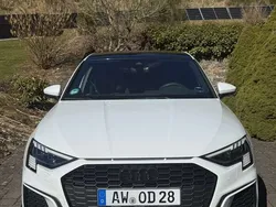 Weiß Gebraucht 2023 Audi A3 S-Line Kleinwagen | 34.300 € (Etwas zu teuer)