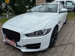 Weiß Gebraucht 2018 Jaguar XE Portfolio Limousine | 18.990 € (Fairer Preis)