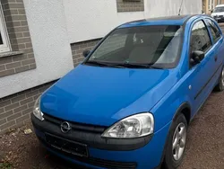 Blau Gebraucht 2002 Opel Corsa Kleinwagen | 1.299 € (Guter Preis)