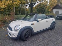 Weiß Gebraucht 2012 Mini One Cabriolet Cabrio | 7.450 € (Fairer Preis)